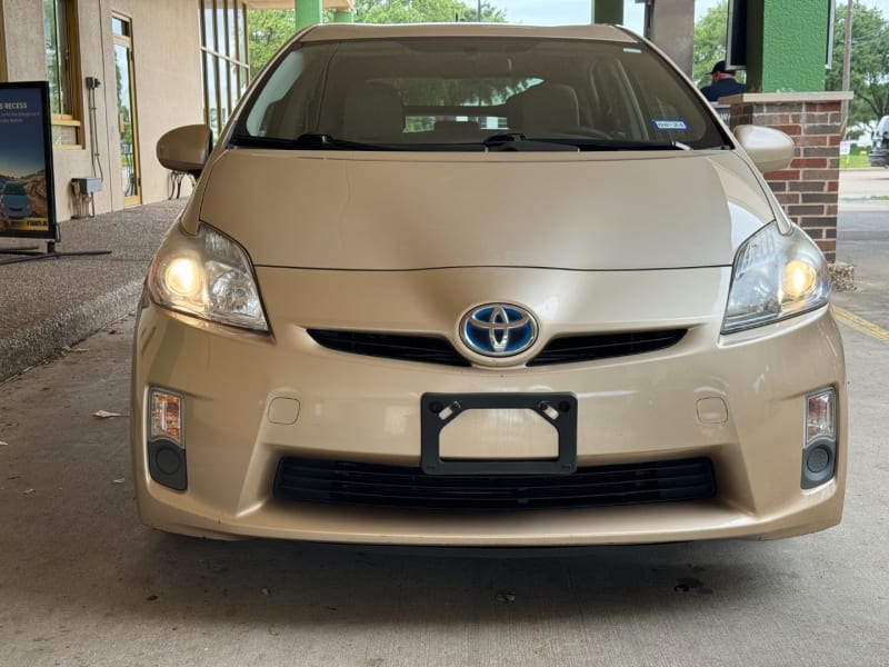 Toyota Prius 2011 price $7,890