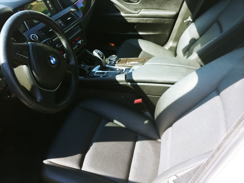 BMW 5-Series 2016 price $21,999