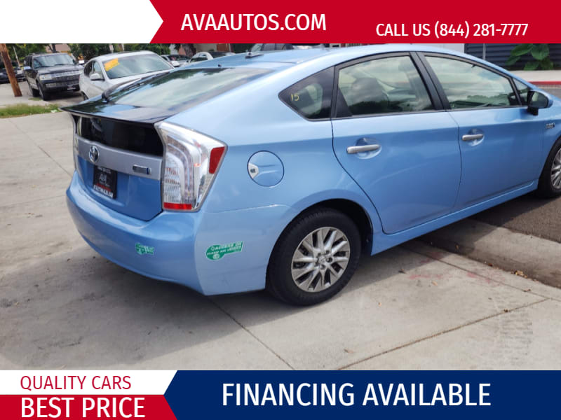 Toyota Prius Plug-In 2014 price $11,995