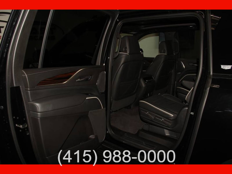 Cadillac Escalade ESV **PREMIUM LUXURY PACKAGE** 2023 price $79,990