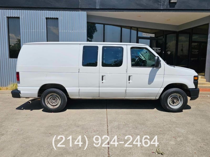 Ford Econoline Cargo Van 2008 price $6,990