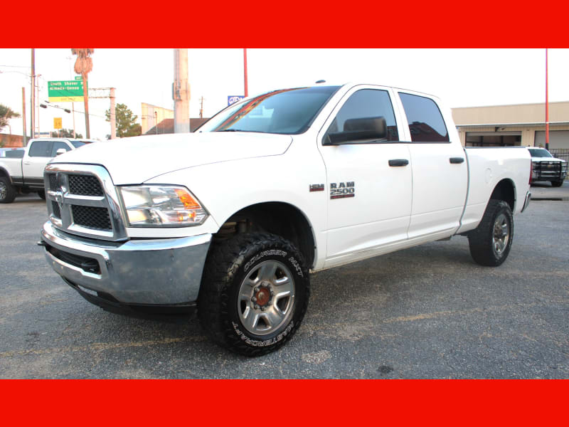 RAM 2500 SLT - 4x4 - Crew Cab - 6.4 HEMI Engine - 1-OW 2018 price $16,995