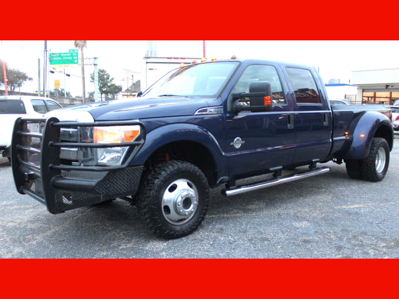 Ford Super Duty F350 - XLT Dually - FX4 Off-Road - 4X4! 2011 price $24,995