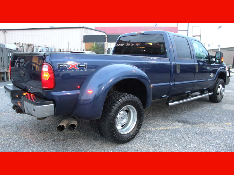 Ford Super Duty F350 - XLT Dually - FX4 Off-Road - 4X4! 2011 price $24,995