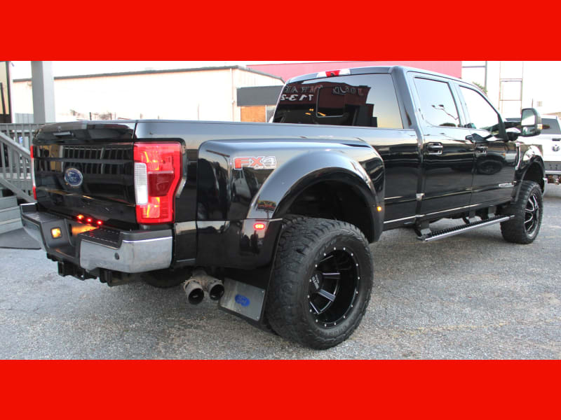 Ford Super Duty F-350 - Lariat - Dually - 4X4 - LIFTED  2017 price $43,670