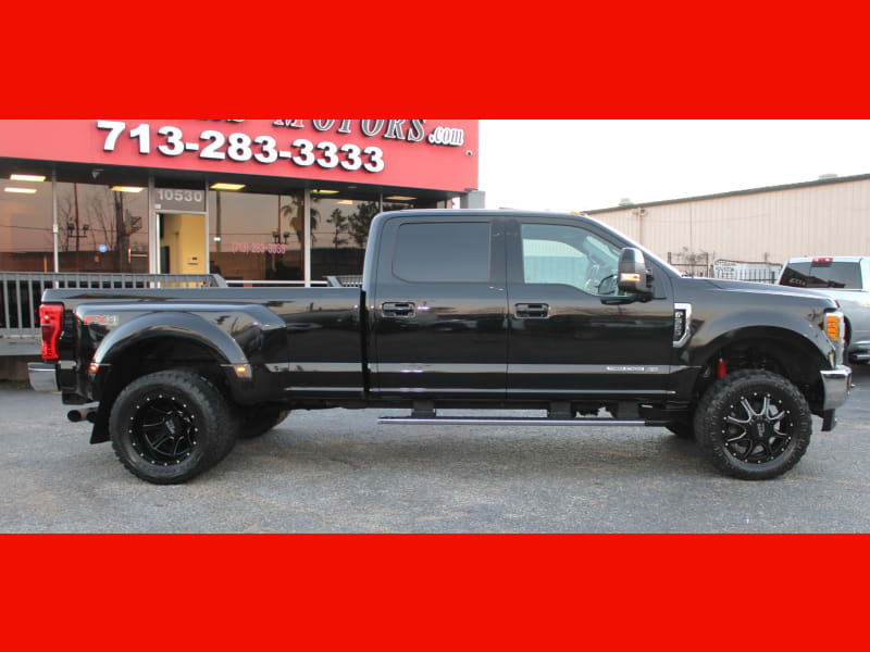 Ford Super Duty F-350 - Lariat - Dually - 4X4 - LIFTED  2017 price $43,670