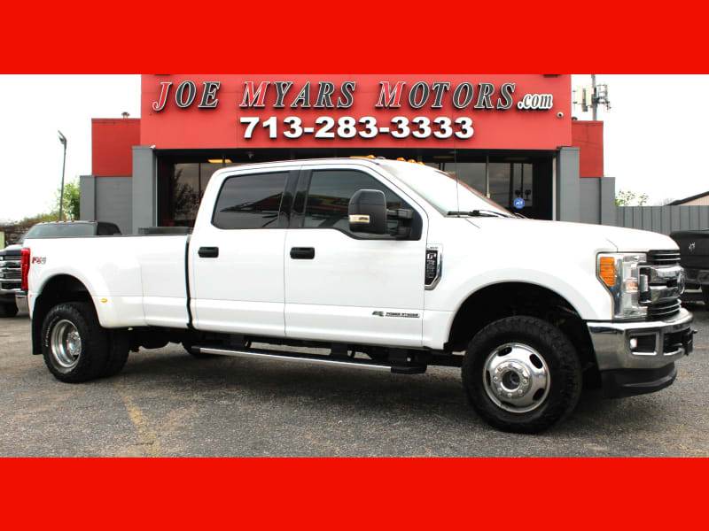 Ford Super Duty F-350 FX4- 4X4 - 6.7L Diesel! 202K 2017 price $30,795