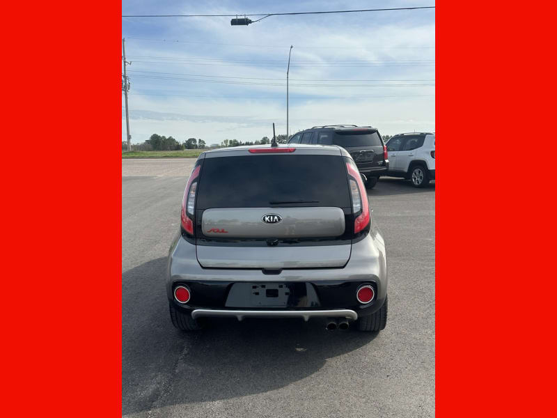 Kia Soul 2019 price $17,995