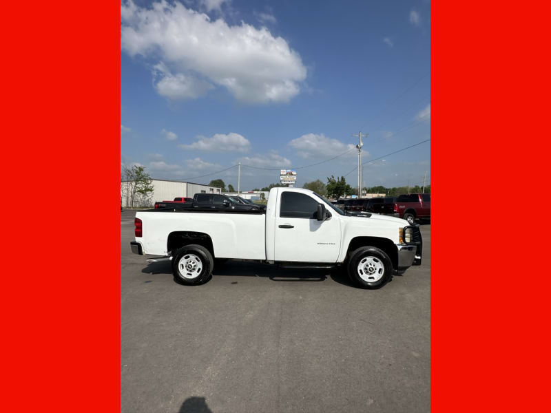 Chevrolet Silverado 2500HD 2013 price Call for Pricing.