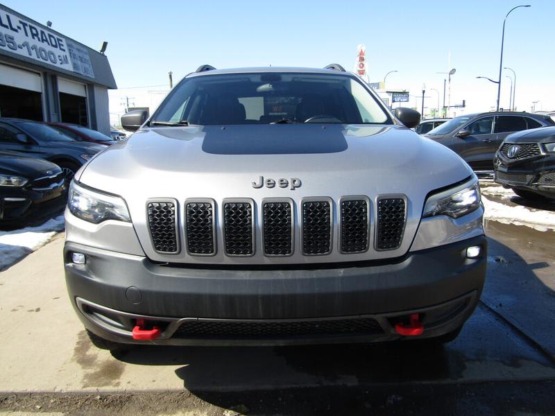 Jeep Cherokee 2020 price $23,995