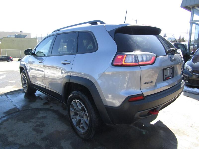 Jeep Cherokee 2020 price $23,995