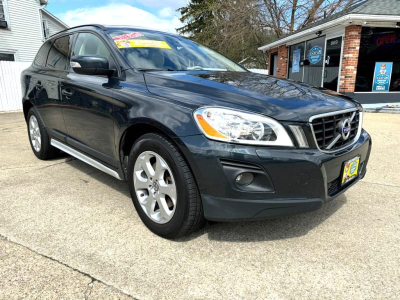 VOLVO XC60 2010 price $7,975