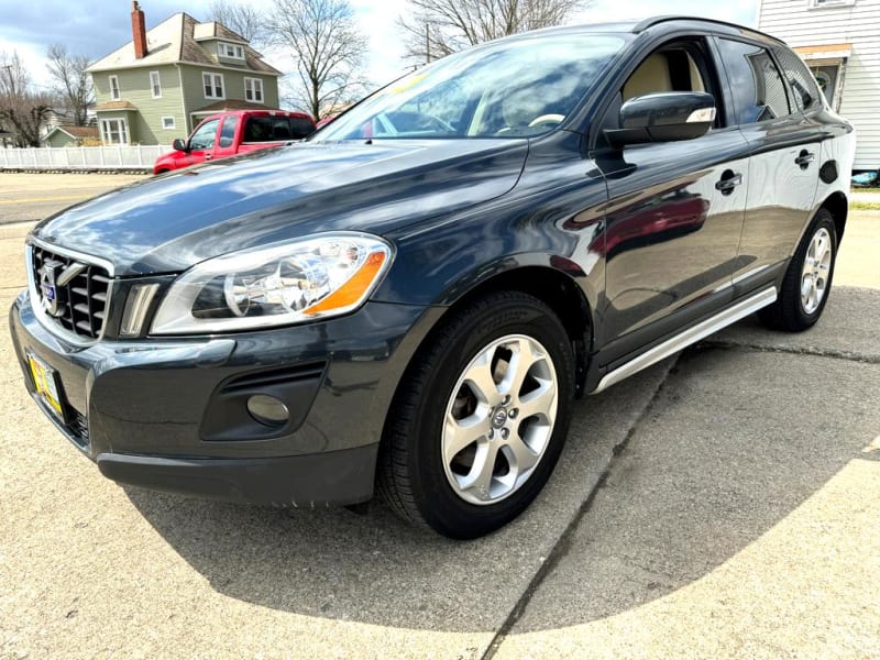 VOLVO XC60 2010 price $7,975