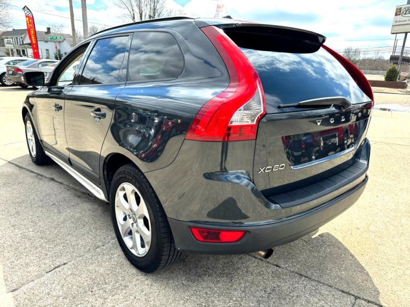 VOLVO XC60 2010 price $7,975