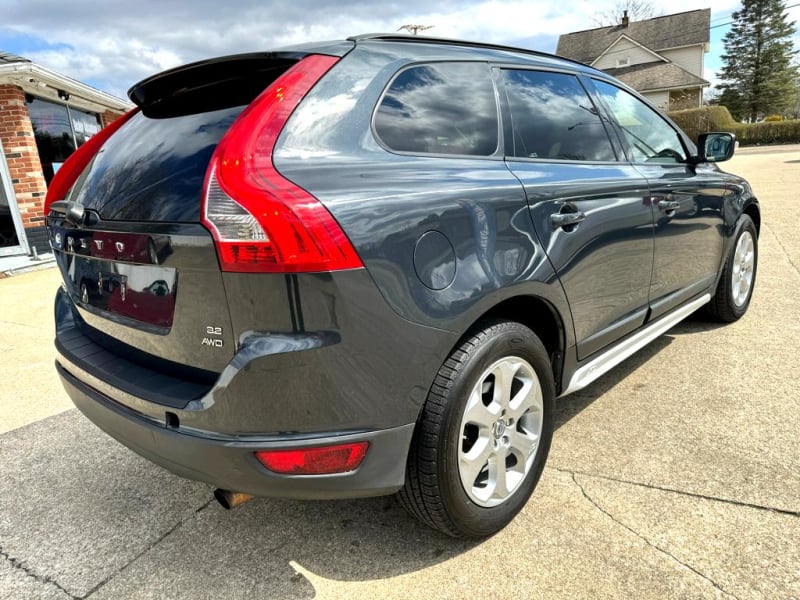 VOLVO XC60 2010 price $7,975