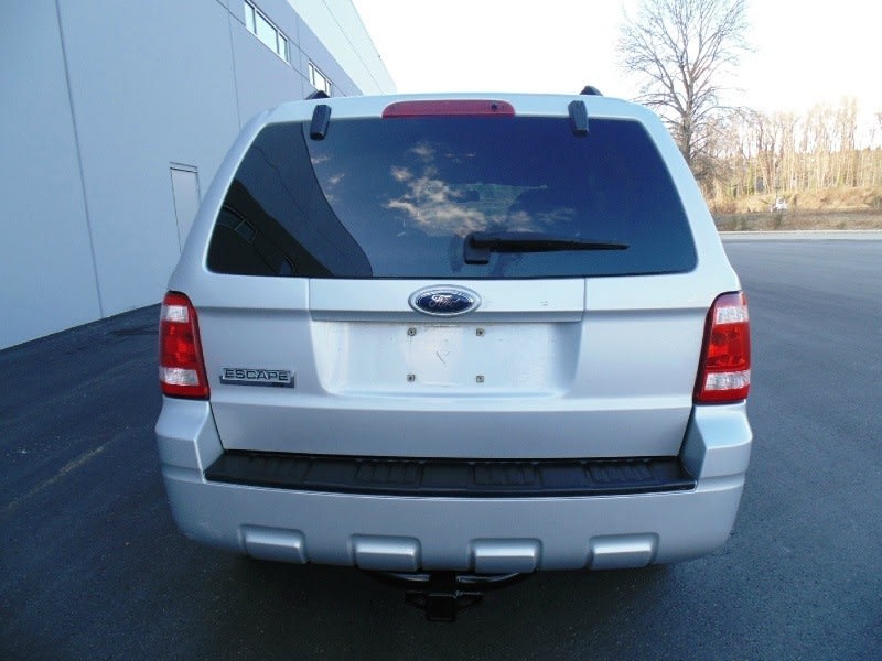 Ford Escape 2008 price $5,995