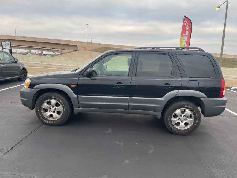 Mazda Tribute 2002 price $395