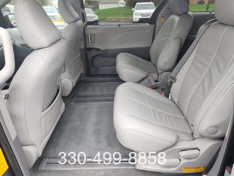 TOYOTA SIENNA 2014 price $19,999