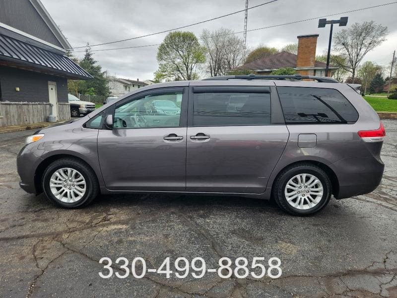 TOYOTA SIENNA 2014 price $19,999