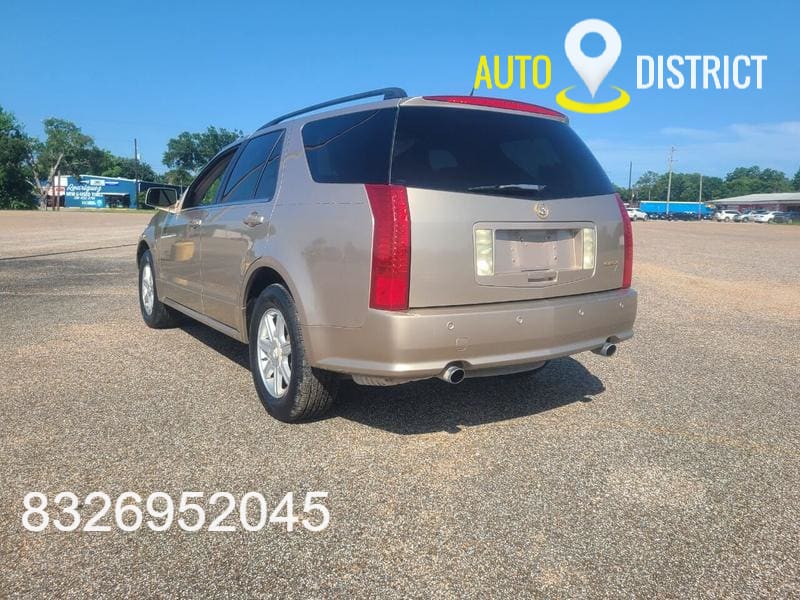 Cadillac SRX 2005 price $4,000