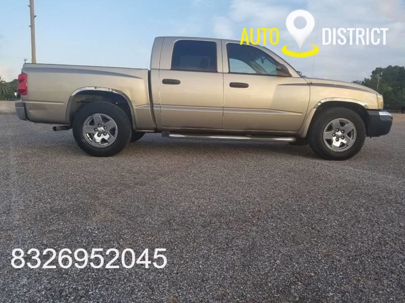 Dodge Dakota 2005 price $4,995