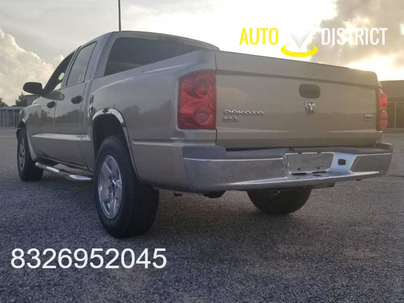 Dodge Dakota 2005 price $4,995