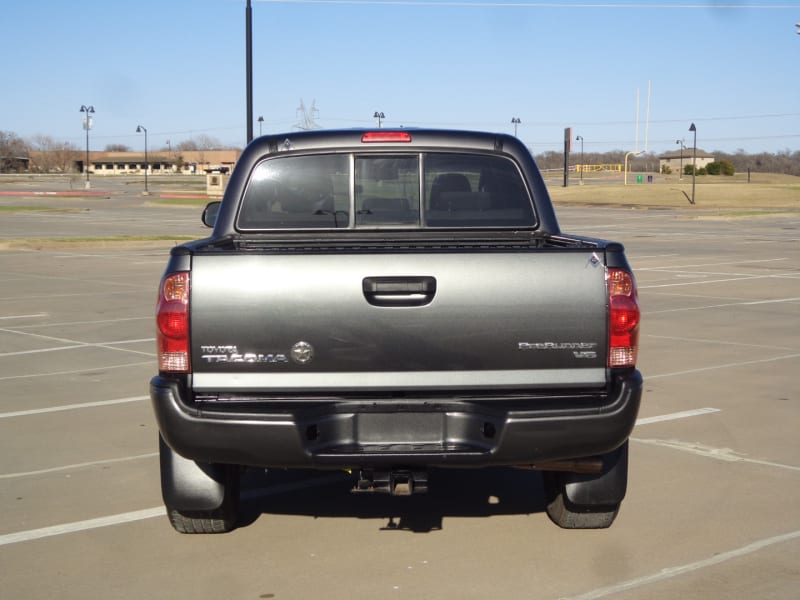 Toyota Tacoma 2013 price $18,999