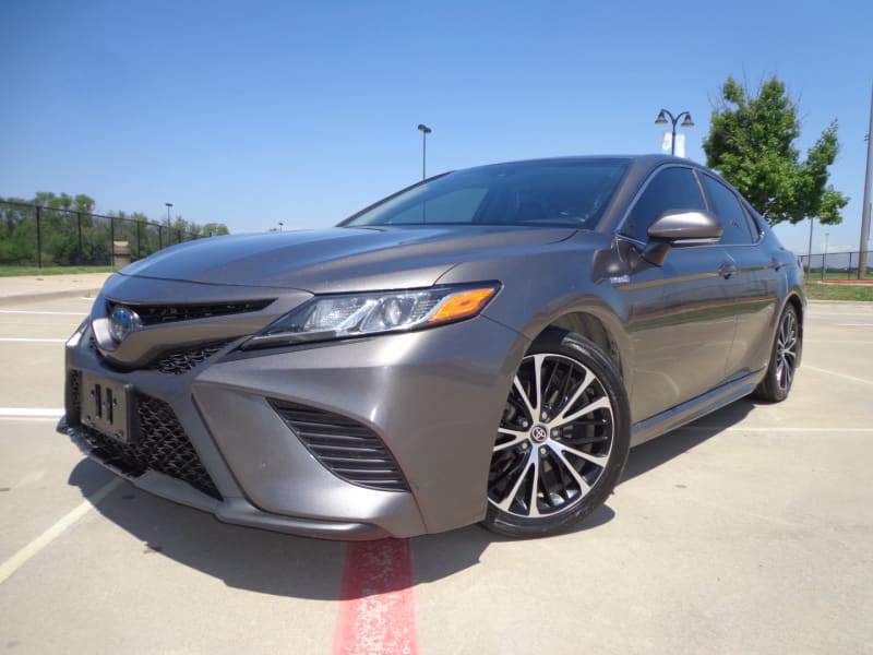 Toyota Camry 2020 price $16,999