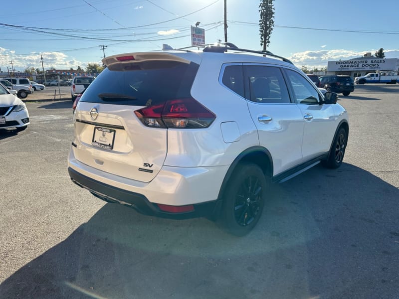 Nissan Rogue 2018 price $19,651