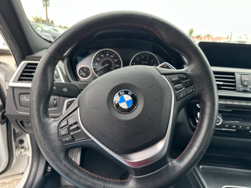 BMW 3-Series 2018 price $20,139