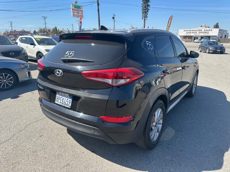 Hyundai Tucson 2018 price $14,998