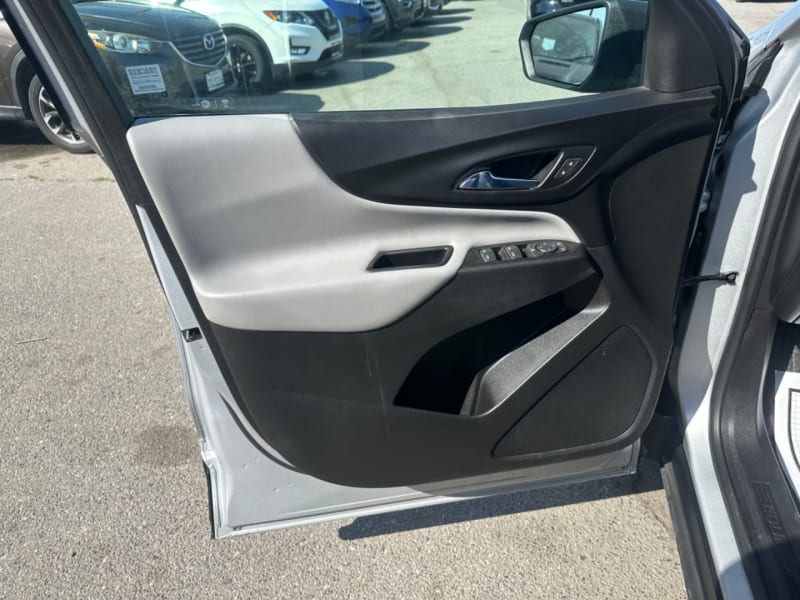 Chevrolet Equinox 2018 price $14,998