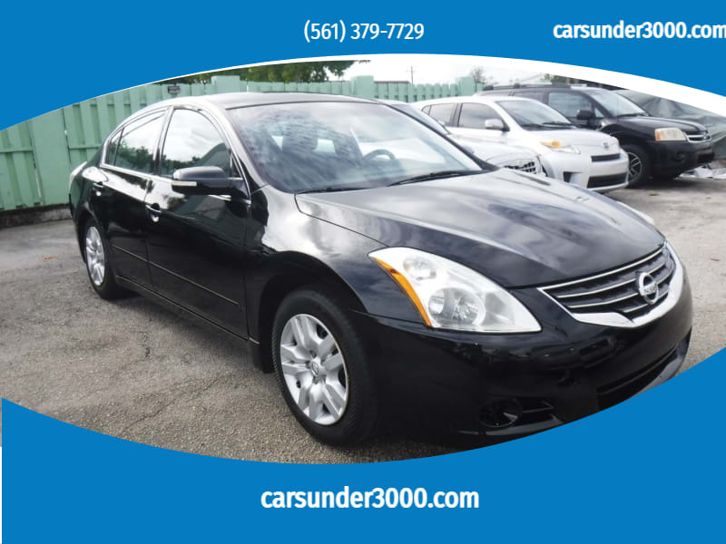 Nissan Altima 2010 price $3,900