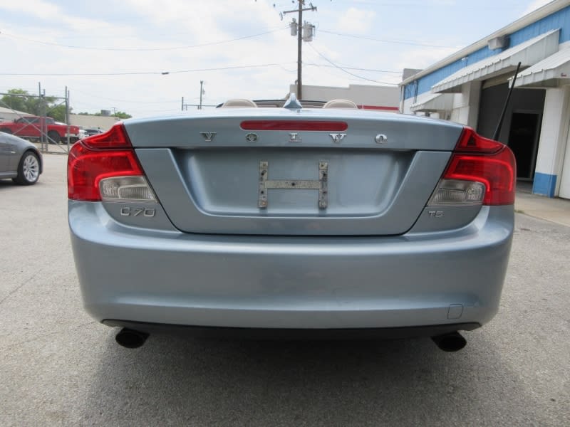 Volvo C70 2011 price $9,997