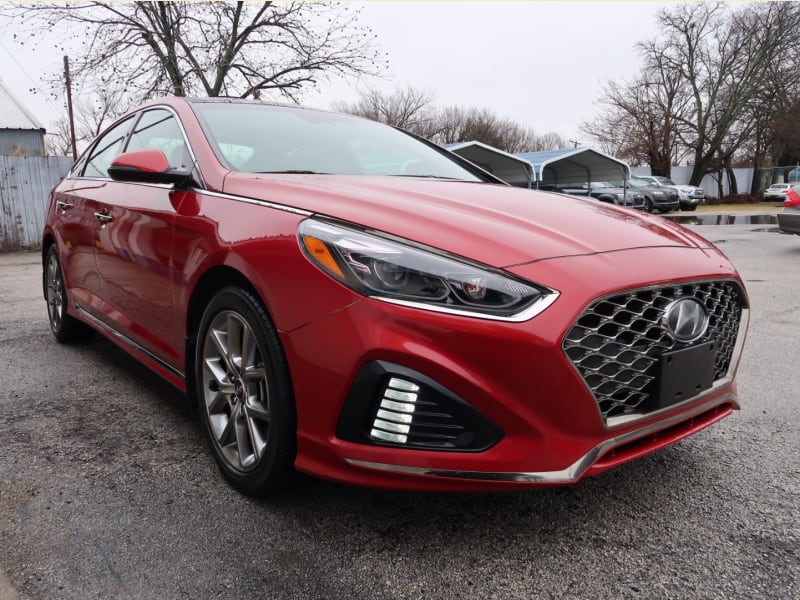 Hyundai Sonata 2019 price $17,997