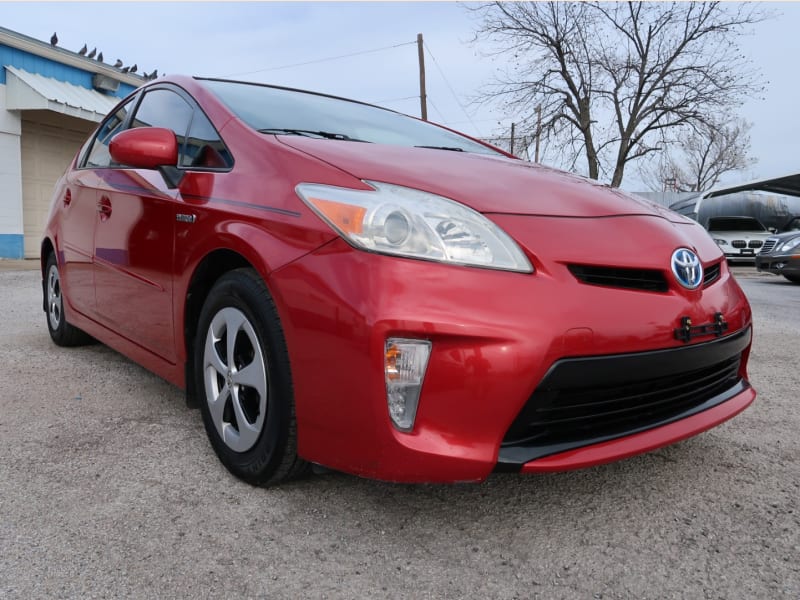 Toyota Prius 2012 price $10,997