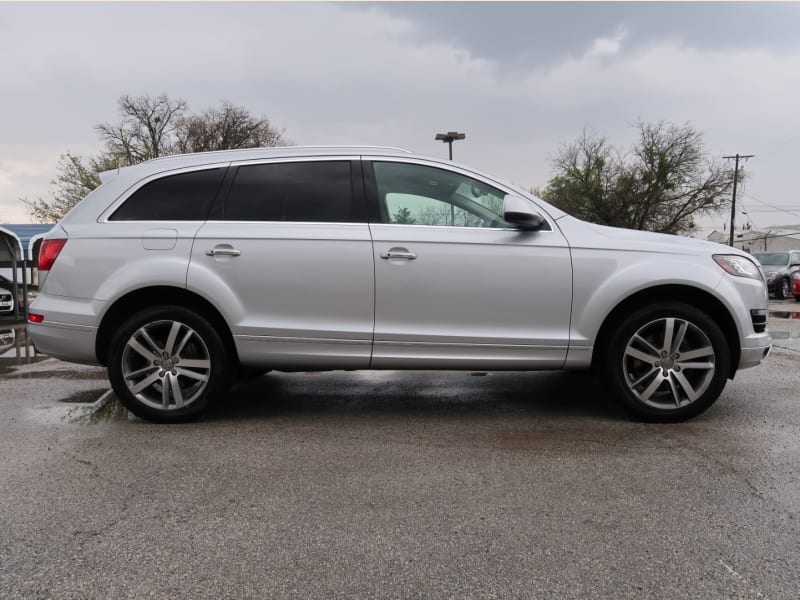 Audi Q7 2015 price $15,797