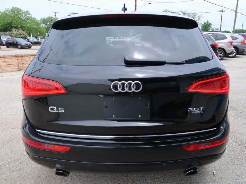 Audi Q5 2015 price $14,997