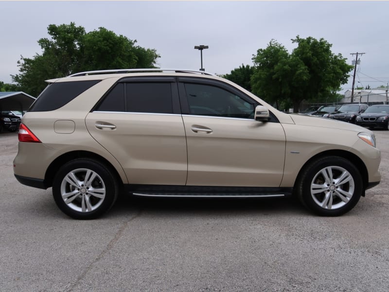 Mercedes-Benz M-Class 2012 price $12,297