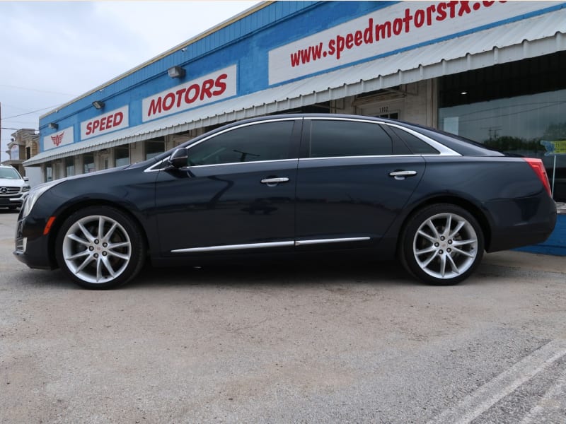 Cadillac XTS 2013 price $10,997