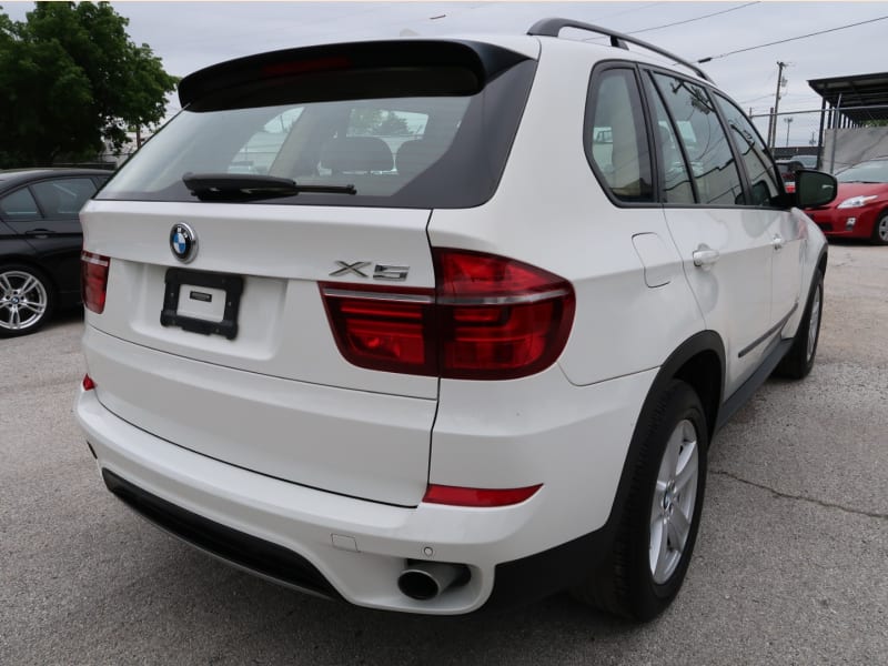 BMW X5 2013 price $12,297