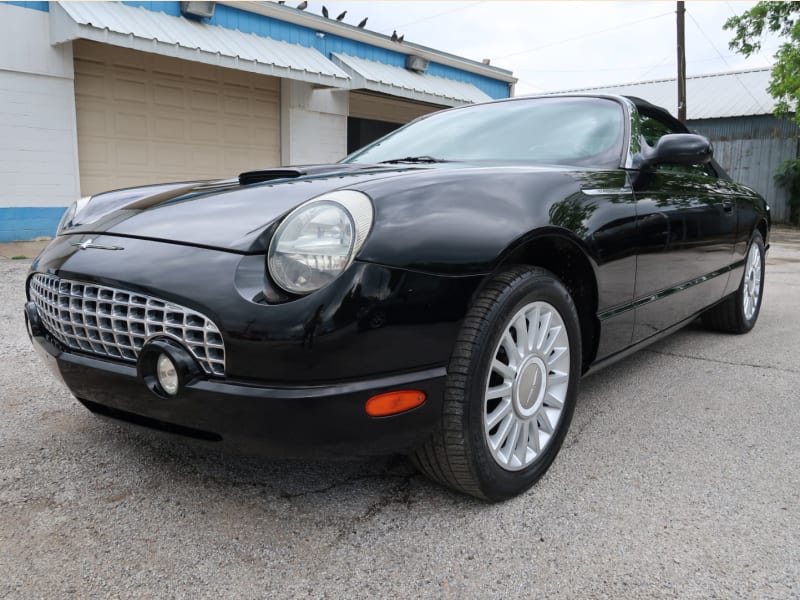 Ford Thunderbird 2005 price $12,997