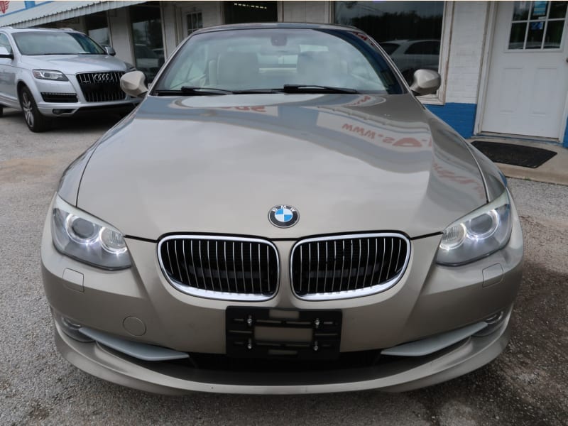 BMW 3-Series 2011 price $13,797