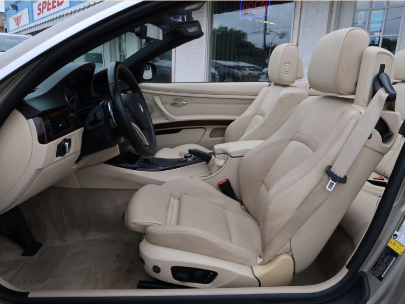 BMW 3-Series 2011 price $13,797