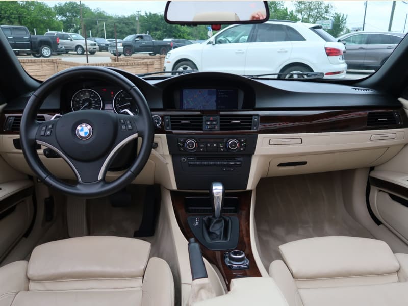 BMW 3-Series 2011 price $13,797