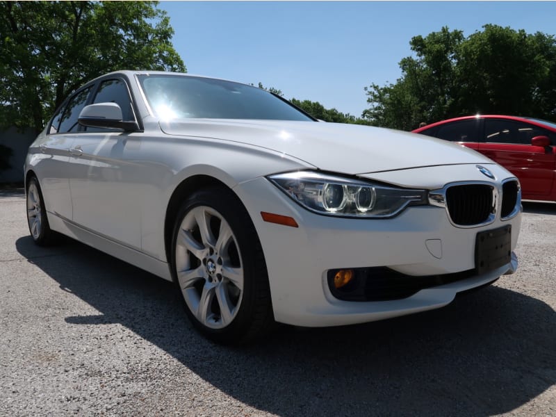 BMW 3-Series 2012 price $13,997