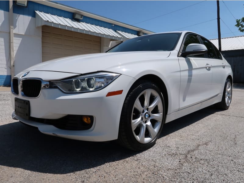 BMW 3-Series 2012 price $13,997