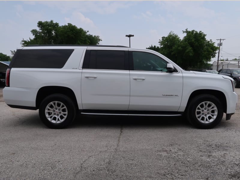 GMC Yukon XL 2016 price $18,297