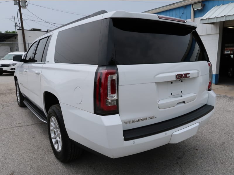 GMC Yukon XL 2016 price $18,297