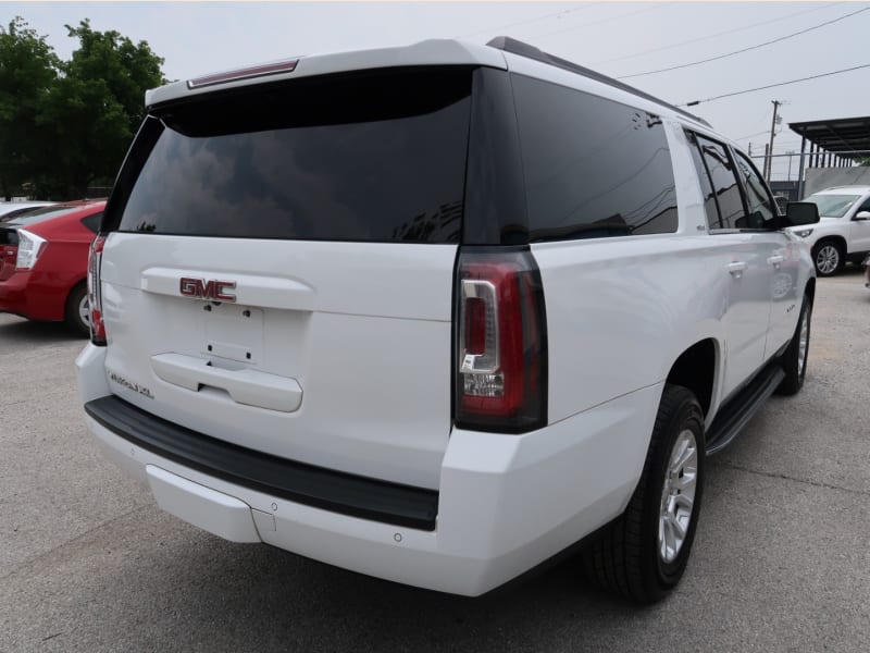 GMC Yukon XL 2016 price $18,297